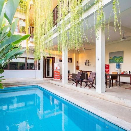 Reddoorz Hostel Near Gwk Main Gate Ungasan Dış mekan fotoğraf