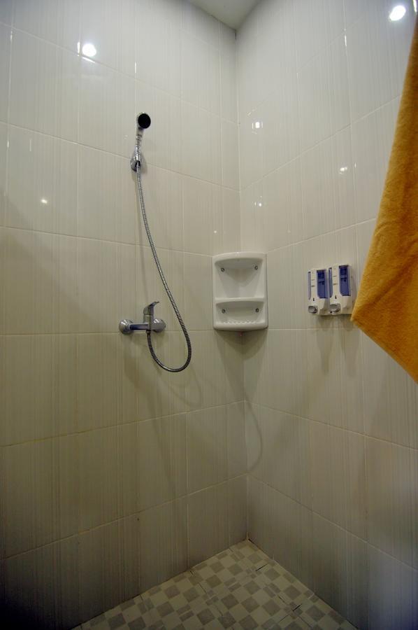 Reddoorz Hostel Near Gwk Main Gate Ungasan Dış mekan fotoğraf