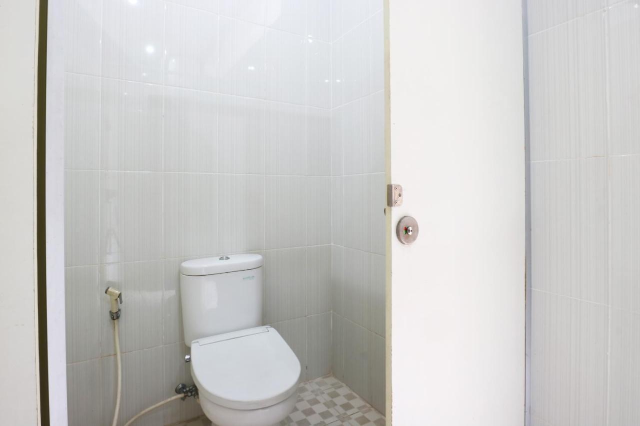 Reddoorz Hostel Near Gwk Main Gate Ungasan Dış mekan fotoğraf